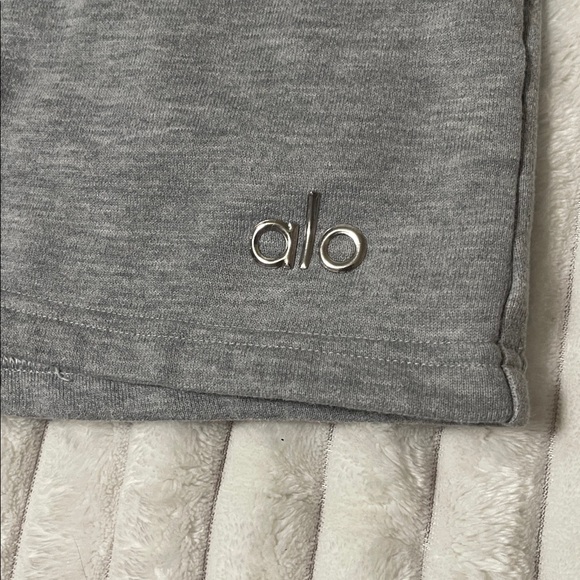 ALO YOGA Accolade Skirt | Size XS - Picture 4 of 10